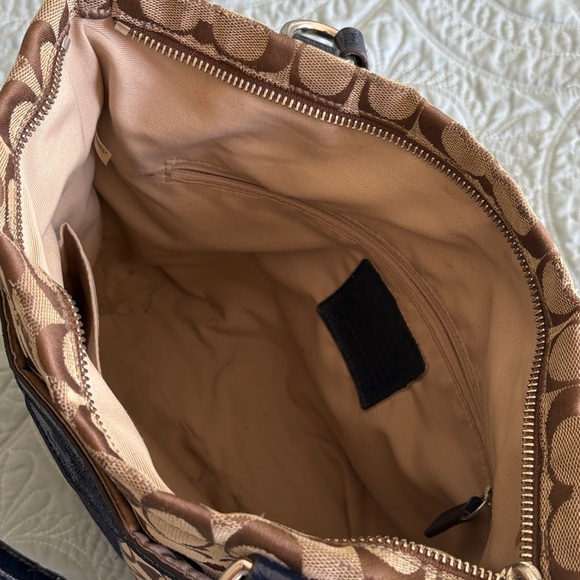 Coach Signature Tan and Blue Shoulder Bag - Picture 6 of 6
